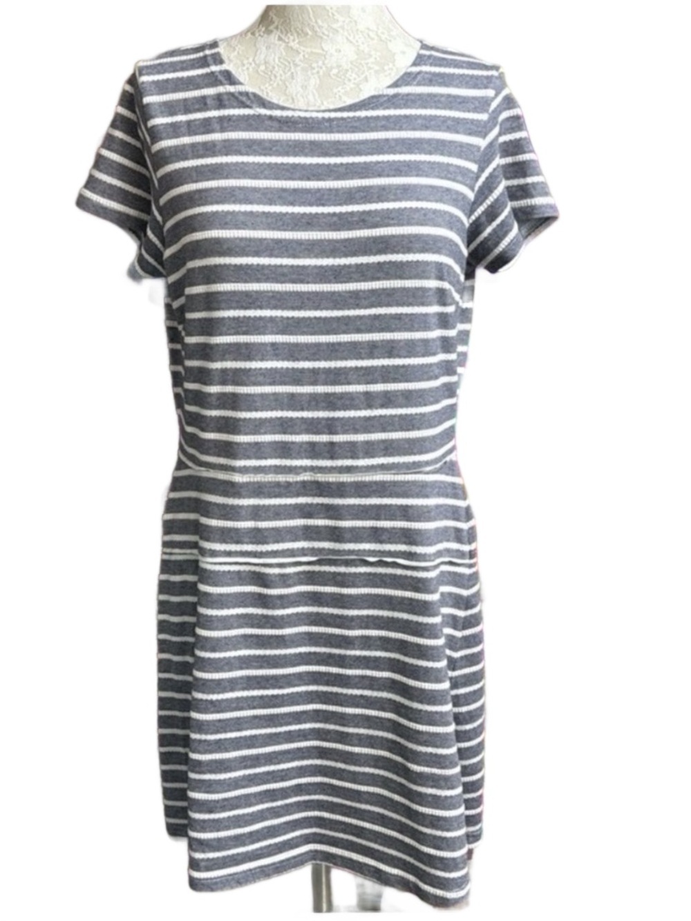 STS Sail to Sable Short Sleeve Zip Back Dress. Medium - Picture 1 of 8